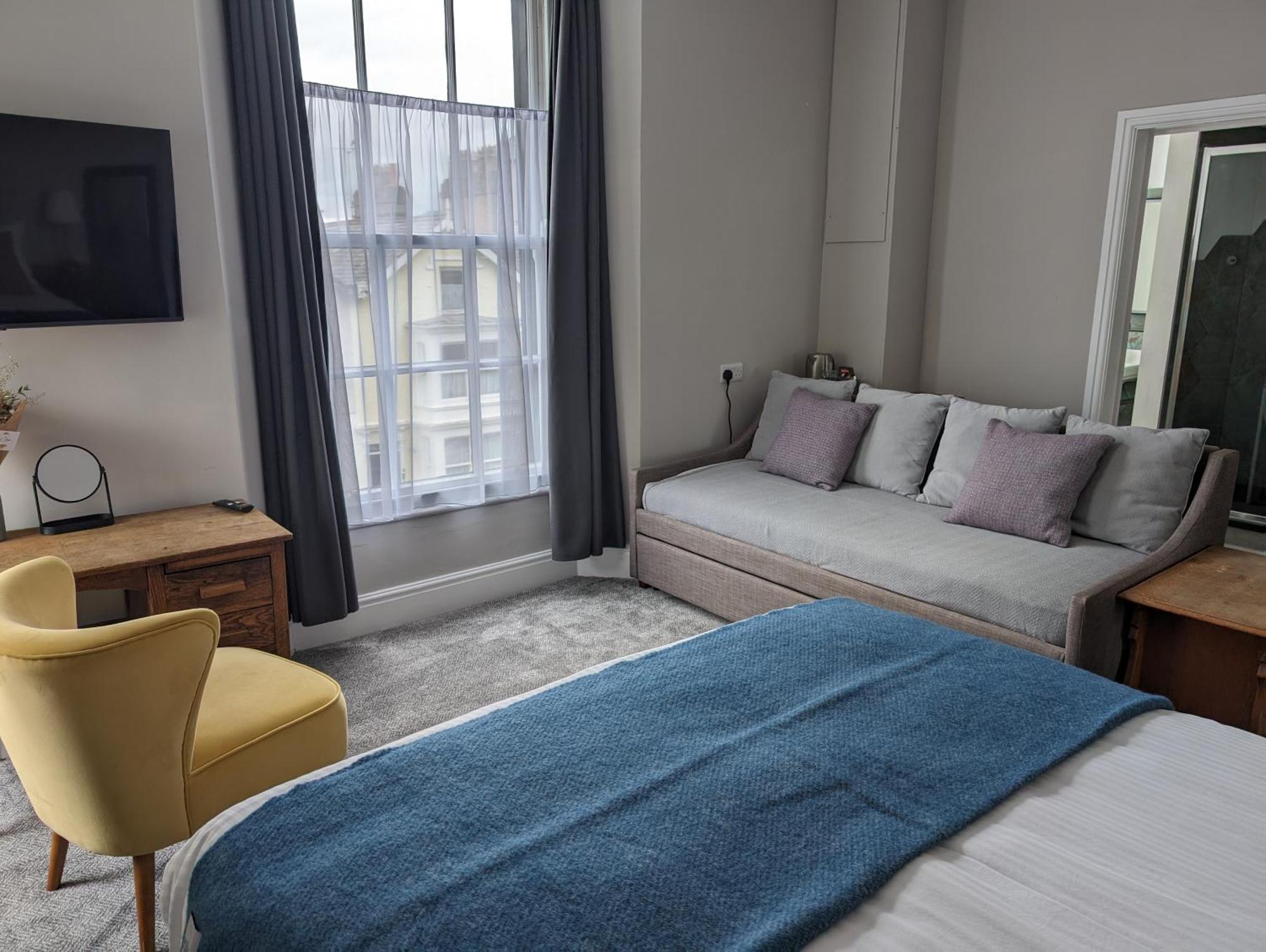 The Chelsea Bed & Breakfast Ландъндо Екстериор снимка