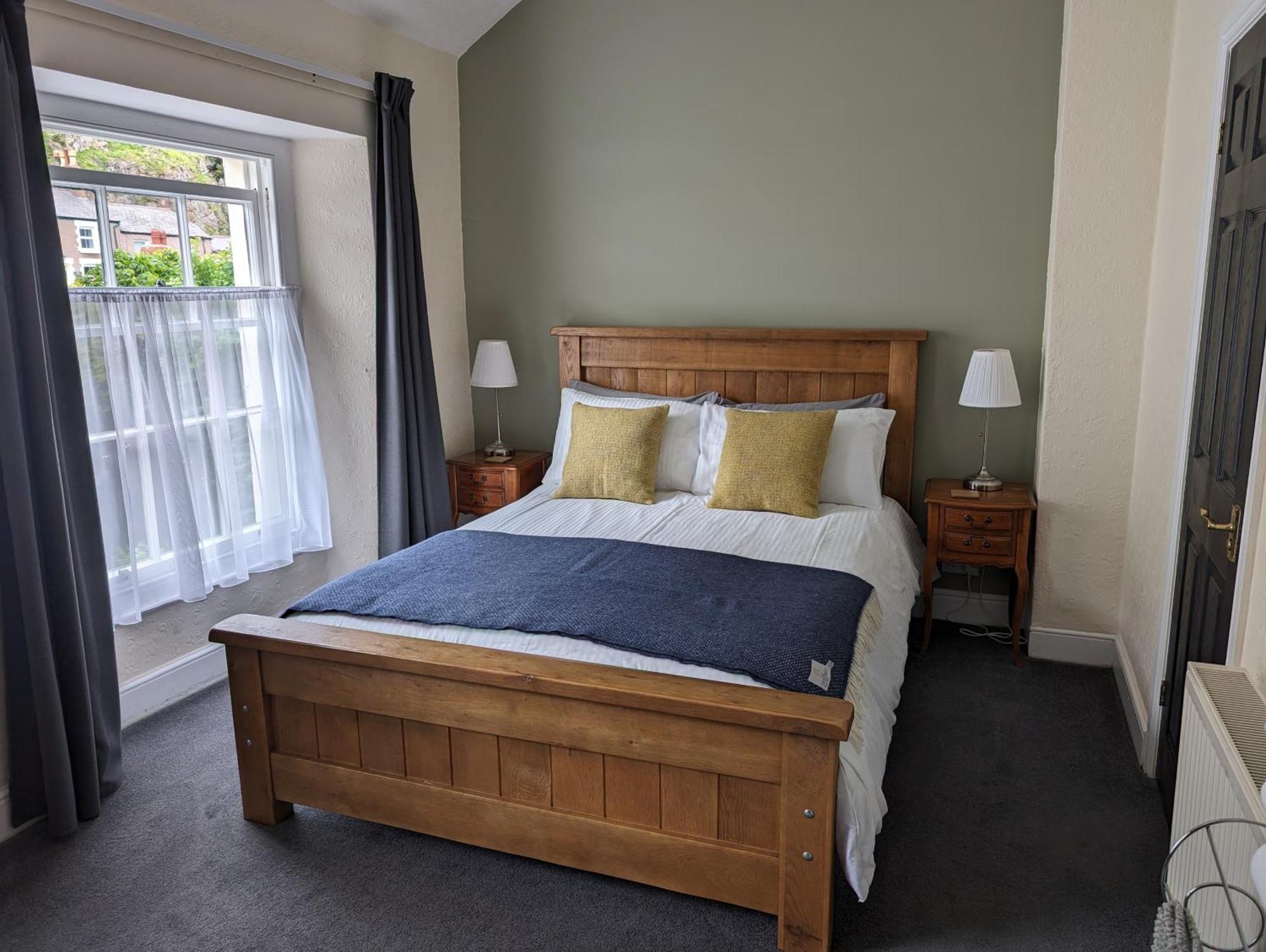 The Chelsea Bed & Breakfast Ландъндо Екстериор снимка